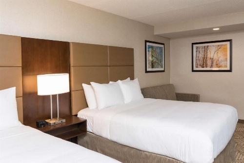 DoubleTree by Hilton Pleasant Prairie Kenosha image 16