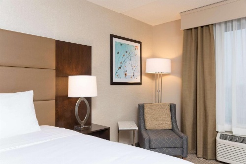 DoubleTree by Hilton Pleasant Prairie Kenosha image 17