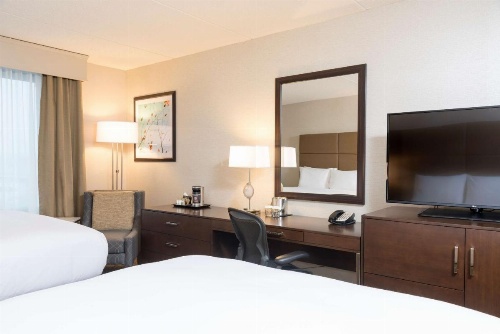 DoubleTree by Hilton Pleasant Prairie Kenosha image 19