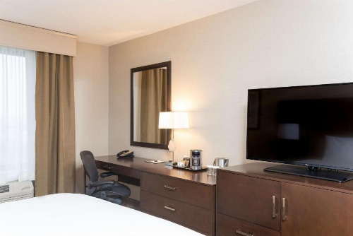 DoubleTree by Hilton Pleasant Prairie Kenosha image 8